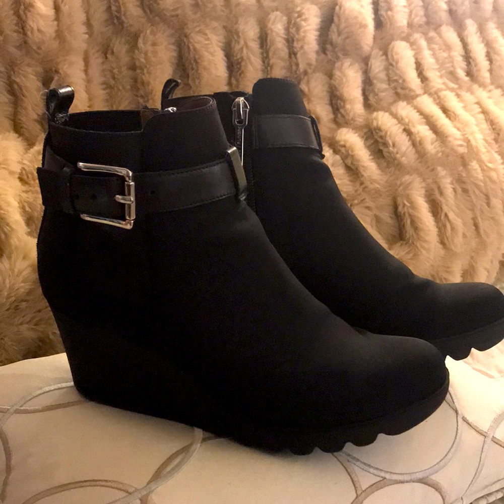 Donald J Pliner boots